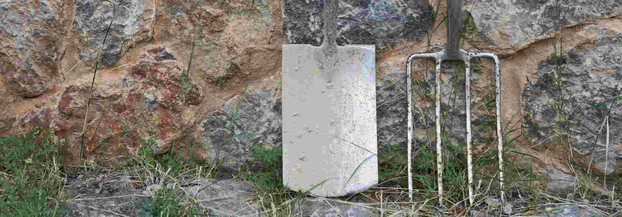 Pala, pala de jardinero, horca excavadora: ¿cuál elegir para mi jardín?