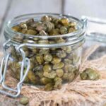 Reúne y prepara tus propias alcaparras caseras