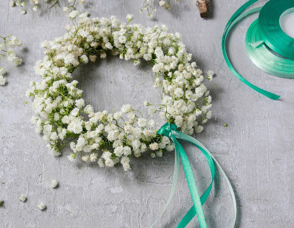 Cómo hacer fácilmente una corona de novia bohemia con gypsophila?