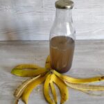 ¿Cómo hacer purín de piel de plátano?