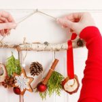 ¿Cómo hacer una decoración mural natural para Navidad?