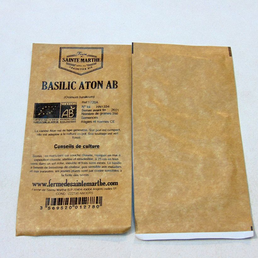 Ejemplo de ejemplar de Albahaca Aton saco de 250 semillas (0.375g) tal y como se entrega