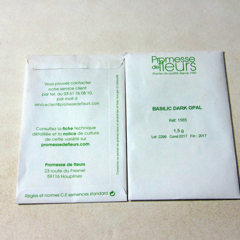Ejemplo de ejemplar de Albahaca Dark Opal saco de 800 semillas (1,5g) tal y como se entrega
