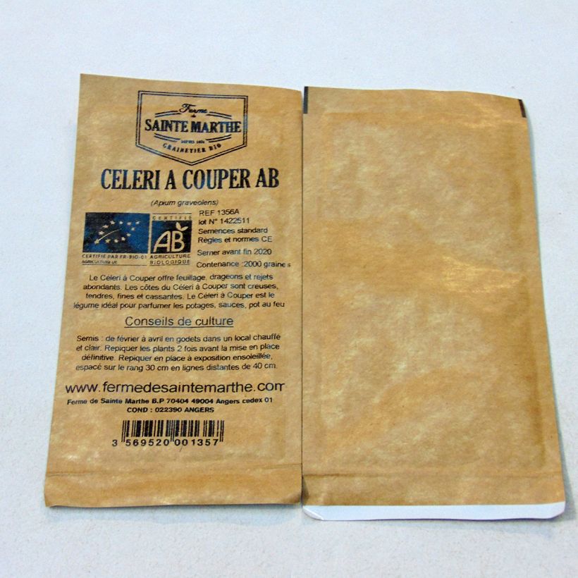 Ejemplo de ejemplar de Apio en rama Bio saco de 1300 semillas (0.78g) tal y como se entrega