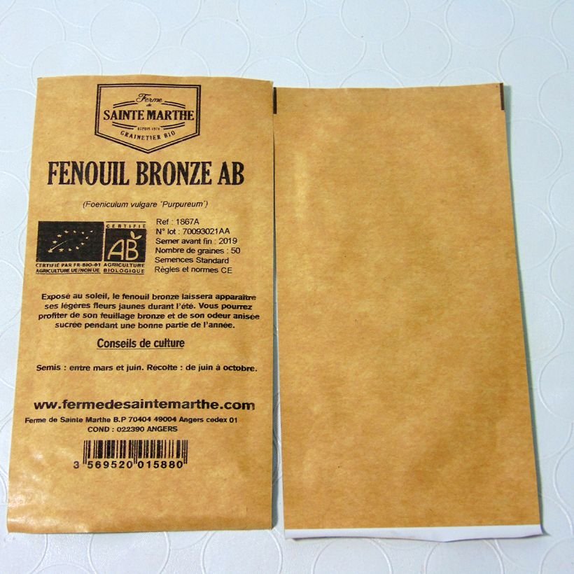 Ejemplo de ejemplar de Común hinojo purpureum Bio - Ferme de Sainte Marthe saco de 50 semillas tal y como se entrega