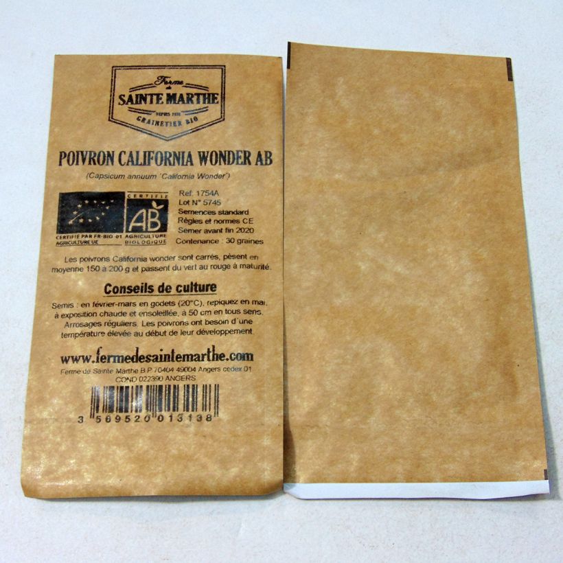 Ejemplo de ejemplar de Pimiento California Orange Wonder saco de 30 semillas tal y como se entrega