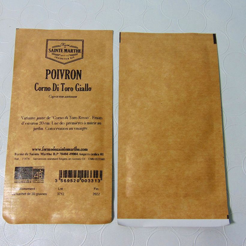 Ejemplo de ejemplar de Pimiento Corno di Toro Giallo saco de 30 semillas tal y como se entrega